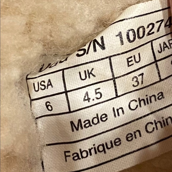 UGG BOOTS💗 - Picture 5 of 10